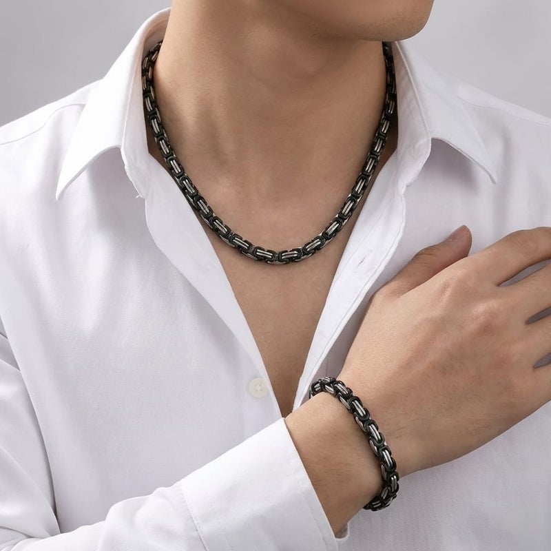 نصف ​طقم رجالي (سلسلة + سوار) مزيج بين اللون الأسود والفضي. ستانلس ستيل فخم، مقاوم للصدأ، وبتصميم عصري يجمع بين القوة والأناقة. - Image 4